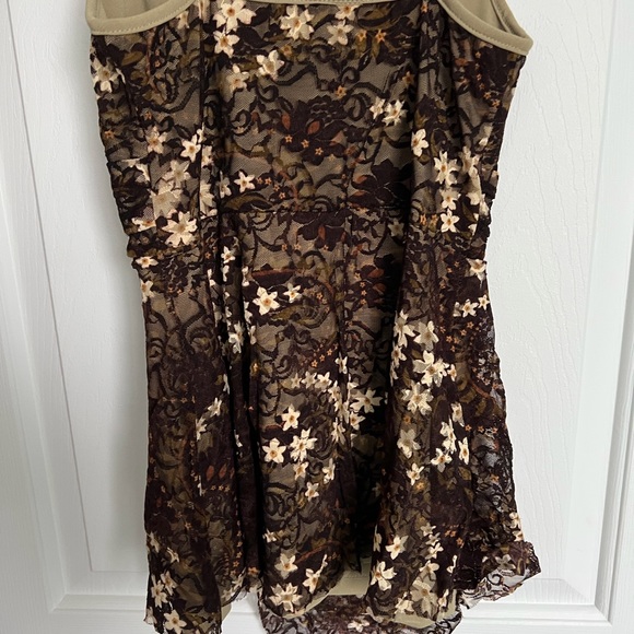 ☀️ Stunning top - brown with flowers - Picture 4 of 7